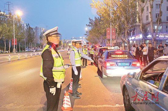 大庆市交警部门开展交通整治行动 多措施执法