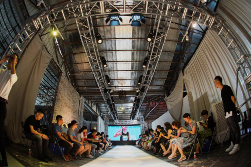 ģ��չʾ�����������ƴ�����Ʒ