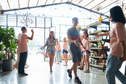 �α�����᳡