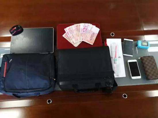 被盗现金与物品