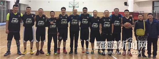 哈市业余球类俱乐部追求正规化 每年定期办联