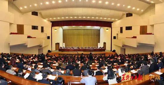 全省整顿作风优化营商环境大会在哈尔滨召开。徐旭 摄