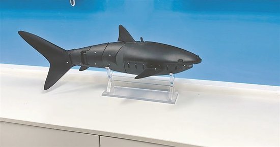 仿鲸豚类推进的水下智能机器人项目已经在哈尔滨签约落地。