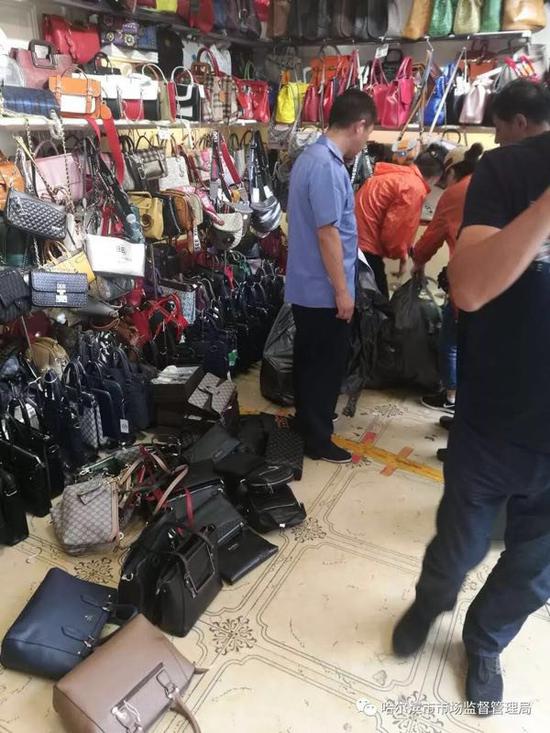 哈市543件假名牌运动装被查 涉及阿迪菲乐彪马