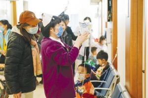 多措并举保障儿童就医需求——国家卫健委新闻发布会回应冬季