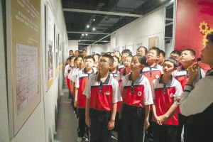 “香坊真香 强国有我”专题展览在工运历史展馆举办