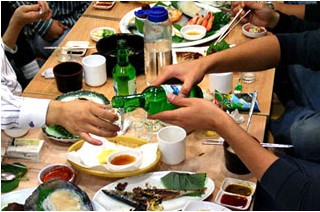 喝酒发疯人口_发疯的图片