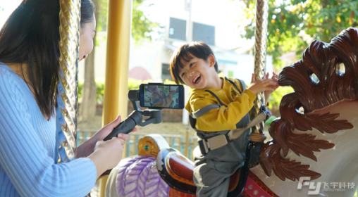 这一次,Vimble 2 解锁更多更丰富手机视频拍摄新功能。