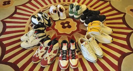 这个哈尔滨小伙收藏15双乔丹亲穿球鞋 成国内
