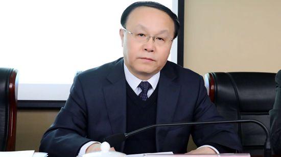 图为黑龙江省政府副秘书长邢爱国。