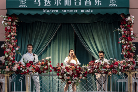马迭尔阳台音乐会