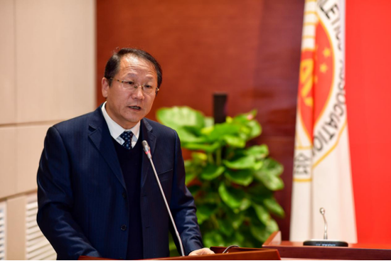 (镜泊湖管理委员会党工委委员张海军)