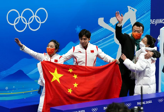 哈体骄傲隋文静韩聪为北京冬奥中国代表团夺得第九金