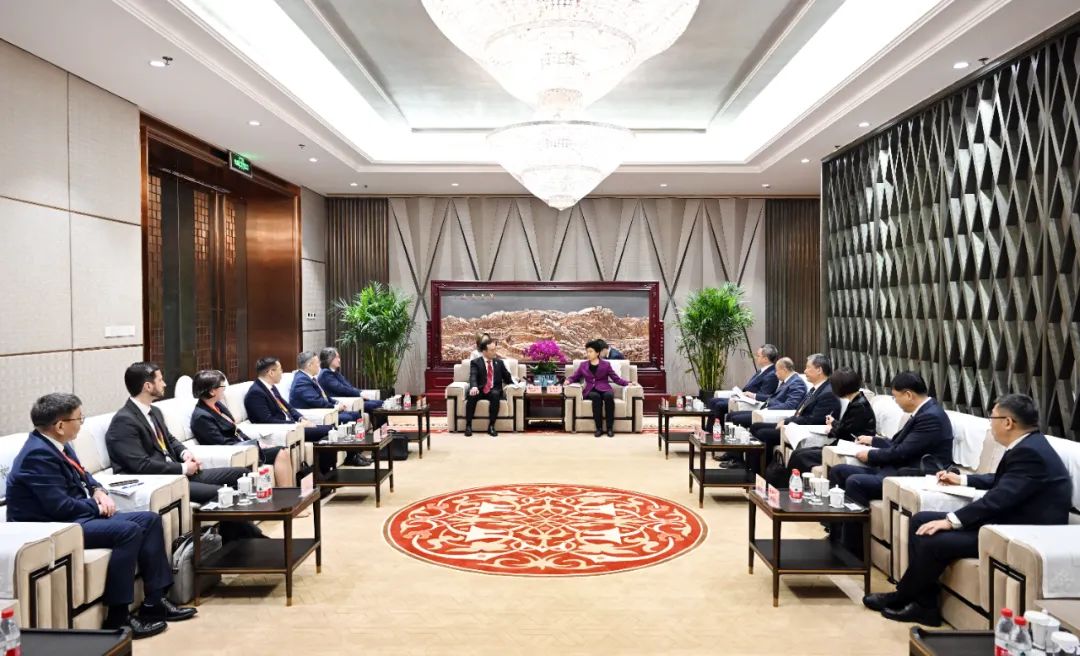 第二届萨哈(雅库特)共和国与中国地方合作推介会在哈尔滨举行