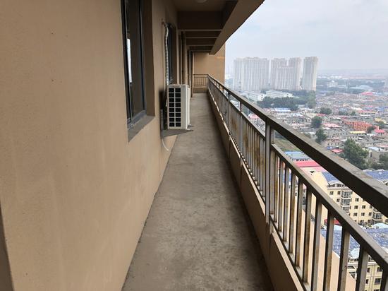消防连廊清理干净