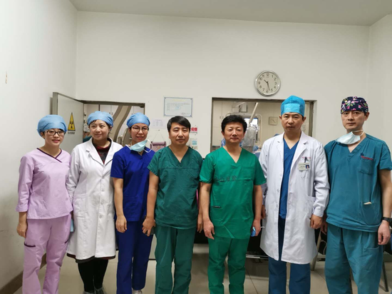 哈医大四院成功开展不开刀换心脏瓣膜手术