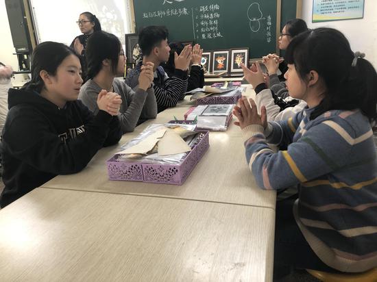 40名深圳学子开始东北非遗民俗课程