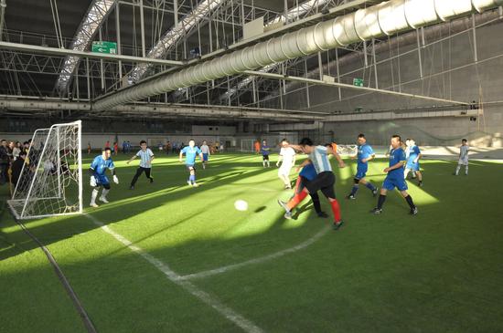 哈医大一院举办第三届丁香杯五人制足球比赛_