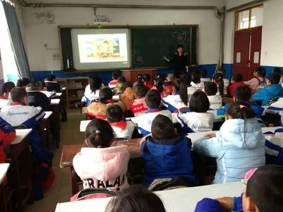 海伦逸夫小学组织全体频道开展v全体_绥化教材北师大版师生语文小学图片