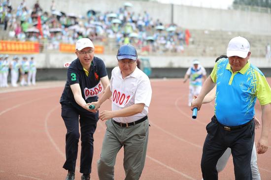 传承百年市一院精神徒步竞走（备注：院长参加）