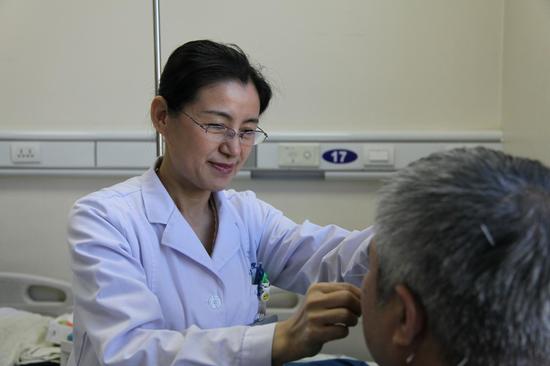 【新浪医讯】干眼高发难治疗 选择中医收奇效