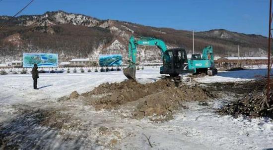党委委员,副局长任彦浩带领基建部门整合局内资源全力保障园区电力供应