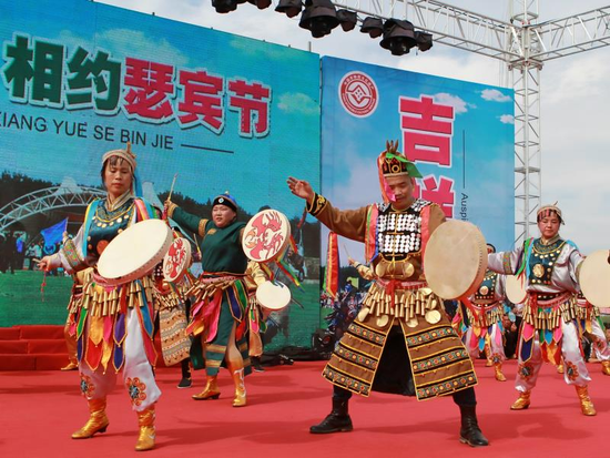 讷河市第24届鄂温克族瑟宾节暨民俗风情游盛