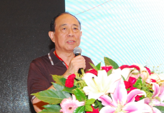 黑龙江省医学会胃肠外科分会名誉主任委员、哈尔滨医科大学附属肿瘤医院张岂凡教授致辞