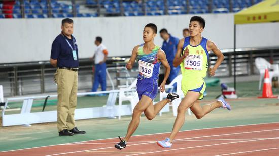 8月28日，黑龙江省第十四届运动会田径项目首日比赛在大庆市体育场举行。