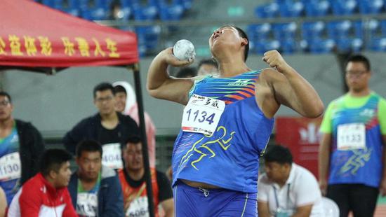 8月28日，黑龙江省第十四届运动会田径项目首日比赛在大庆市体育场举行。