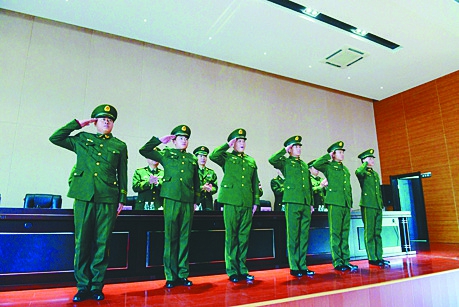 首批144名哈尔滨市政府专职消防员入职已月余