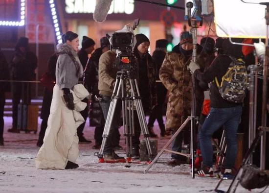 《烟水生》在大雪中拍摄。