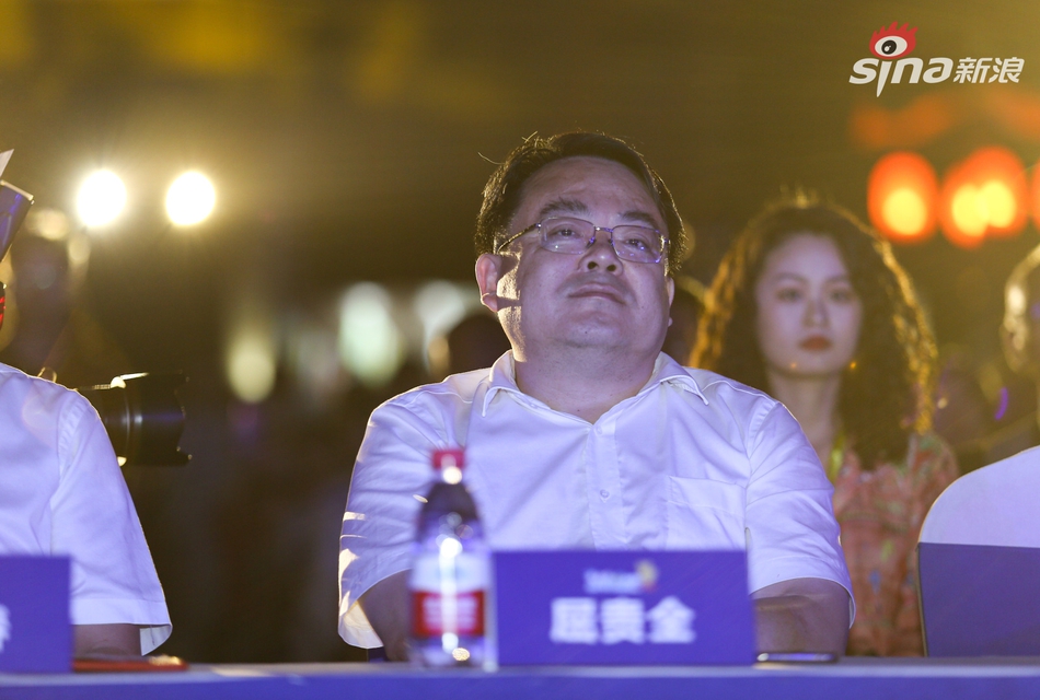 湖南省委网信办副主任屈贵全