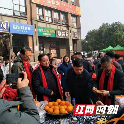 肖彬现场指导。
