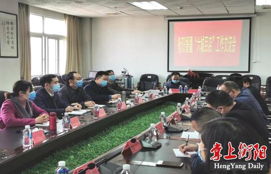 一心向“鄯”⑳丨诠释“甜蜜情谊”,衡阳援疆队助销800吨鄯善哈密瓜