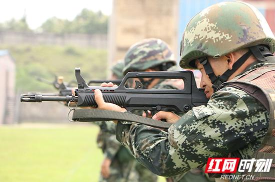 实战化练兵再上新台阶 武警湖南总队举办机动分队大比武