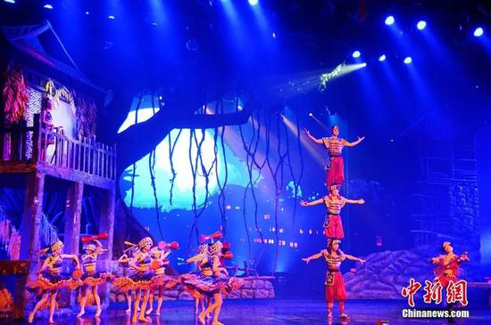 张家界《魅力湘西》演出。邓道理 摄