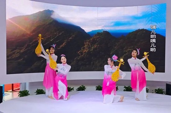 湖南特色节目表演