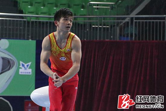 2017年11月全国体操冠军赛，湖南体操队选手谭迪。 摄影/罗学尧