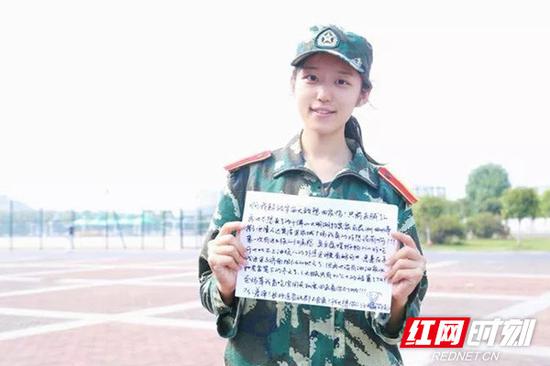 臭豆腐螺蛳粉很好吃,可也比不了油旋的外焦里嫩香酥可口,总是在寻找这里与济南相似的地方了,但再也没有汩汩泉水和老舍笔下的冬天了,爸妈等我省吃俭用买机票回去看你们!