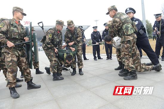 一天三场实战演练 长沙火车南站备战春运“亮大招”