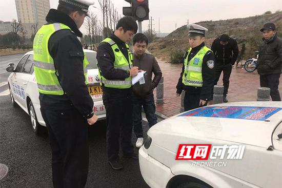 “严”字当头 长沙火车南站地区整治“四乱”保春运