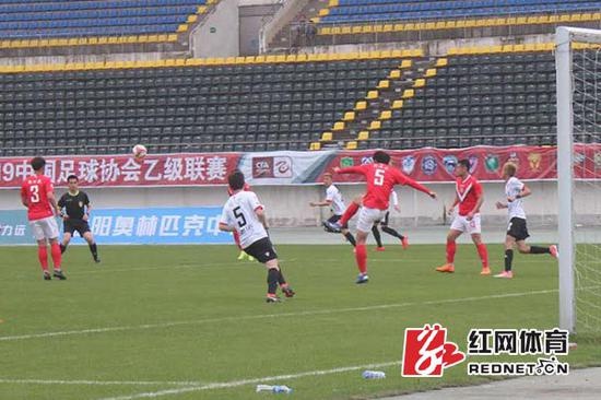 3月23日，中乙第二轮，湖南湘涛0-0战平成都兴城。本文摄影/向日葵