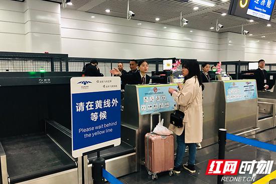 世界首座磁浮城市航站楼今日在长沙启用！