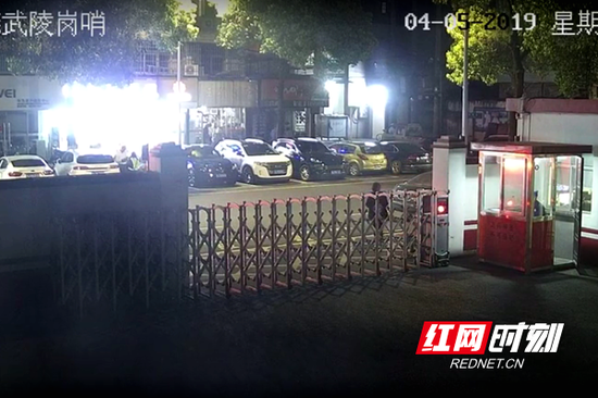 常德多个消防队站接到匿名礼物 留言：只求平安归来