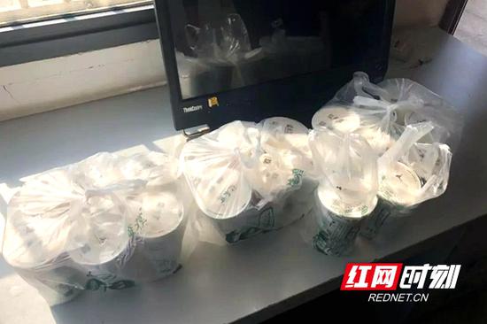 常德多个消防队站接到匿名礼物 留言：只求平安归来