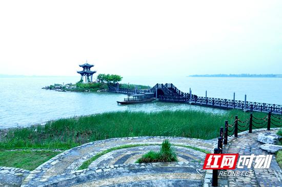 柳叶湖狐仙岛。