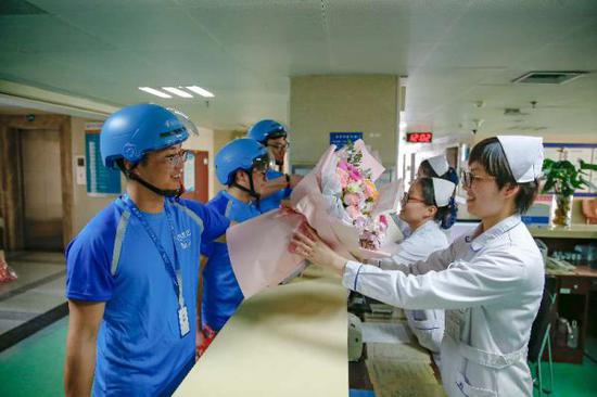 过去12个月 长沙的医护人员收到了1147个爱心订单