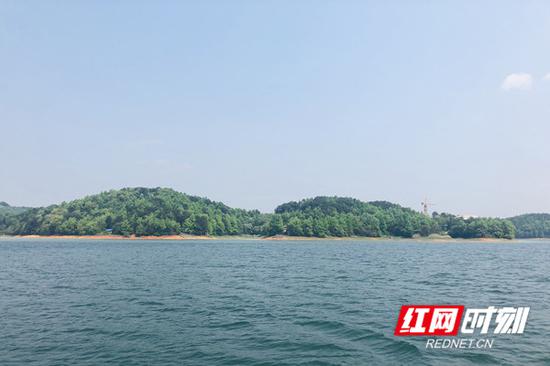 护卫蓝天碧水净土：2019污染防治攻坚战这样打