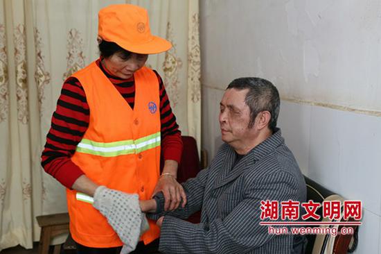 郭桂平,2018年8月获评孝老爱亲类“湖南好人”。图片来源:湖南文明网